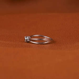 Anillo de Compromiso de Oro Sólido de 14 Quilates para Mujer con Diamante Natural Certificado de 0.5 Quilates, Engaste de Bisel Clásico y Moderno, Anillos Finos con Incrustaciones - Product Image 2