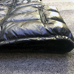 Chaleco Acolchado Personalizado de Alta Calidad, Chaleco Cortavientos con Cremallera y Logotipo, Chaleco de Plumón para Hombre, Venta al Por Mayor - Product Image 6