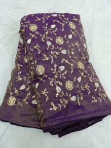 Tissu en tissu de viscose pur de qualité supérieure, matériau doux, léger et luxueux, parfait pour draper, vêtements de mode - Product Image 2