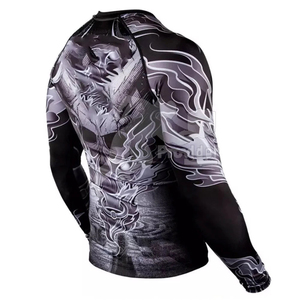 Recién llegado, protector de erupción para hombres para jóvenes, diseño OEM personalizado con sublimación, desgaste de artes marciales de bajo precio - Product Image 4