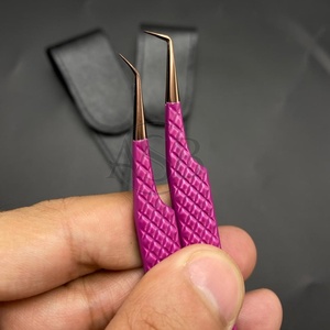 Pince à cils professionnelle en or rose couleur personnalisée enduite en acier inoxydable poignée en diamant Extension de pointe en fibre durable pointue - Product Image 3