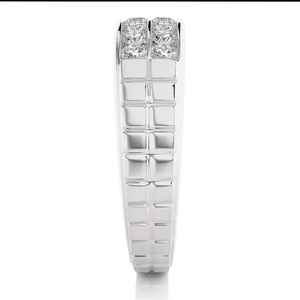 แหวนเพชรมอยส์ซอไนท์2แถวดีไซน์หรูหราทอง14K ปูทรงกลมทันสมัยสำหรับงานแต่งงานงานหมั้นหรือของขวัญปาร์ตี้ - Product Image 2