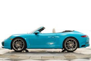 Usado 2017 P. O. R. S. C. H. E 911 Carr-era Coupe 3.0L Twin-Turbo Flat-6, RWD, PDK Transmisión, Coche deportivo de lujo alemán - Product Image 3