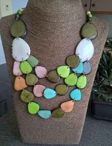 Collier statement en résine cristal artisanale pour femmes, colliers pendentifs tendance, bijoux tendance - Product Image 2