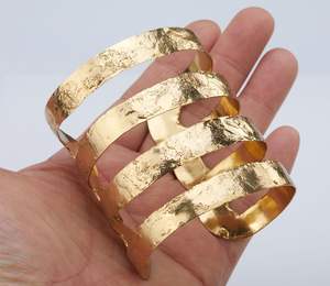 Fabriqué à la main 100% pur laiton Floral Designer large manchette Bracelet réglable Bracelet cadeau pour maman - Product Image 2