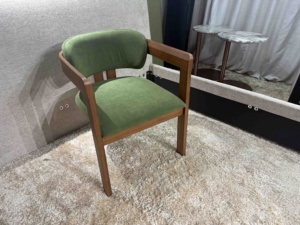 Chaise de salle à manger <span class=keywords><strong>en</strong></span> <span class=keywords><strong>bois</strong></span> massif de conception moderne nordique tissu rembourré Restaurant <span class=keywords><strong>Rodin</strong></span> chaises <span class=keywords><strong>en</strong></span> <span class=keywords><strong>bois</strong></span> de salle à manger pour la maison appartement cuisine - Product Image 5