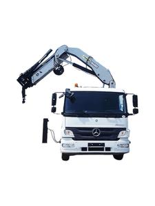 Grúa Articulada PUMACRANE Montada en Camión, Pluma Plegable, Capacidad de 8 Toneladas, Alto Momento de Carga, Mejor Calidad - Product Image 3