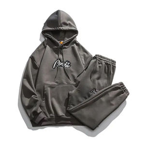 Nuevo diseño de algodón a granel bordado chándal conjunto precio barato OEM al por mayor de los hombres de manga larga bordado chándal - Product Image 1