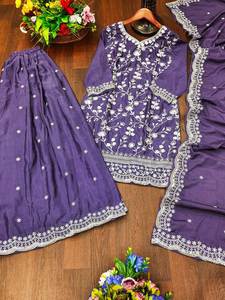 Proveedor al por mayor, ropa para adultos, comodidad de verano, bajo presupuesto, precioso color, top de seda Chinon y conjunto Plazoo con Dupatta - Product Image 6