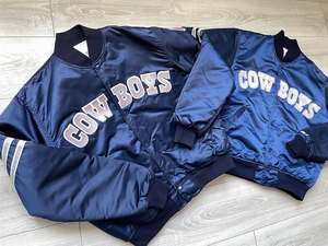 Veste de bombardier universitaire en satin noir pour hommes hiver imperméable réversible Streetwear vêtements d'extérieur pour les sports universitaires - Product Image 5