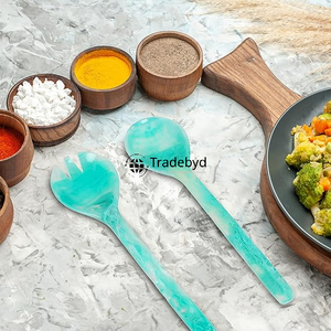 Cuchara de resina de lujo para ajustes de mesa elegantes Accesorio de comedor decorativo de Tradebyd - Product Image 1