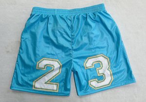 Maillot de football pour homme adulte en maille 100% polyester de haute qualité, impression numérique personnalisée, col en V, couleurs personnalisées, nom de l'équipe, design court - Product Image 4