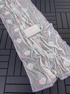 Beau chemisier Saree en fausse georgette de style moderne de vêtements ethniques attrayants avec travail de séquence fournisseur mondial à vendre - Product Image 6