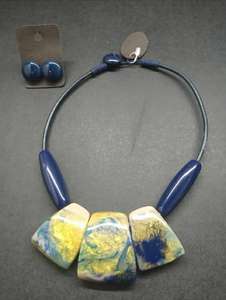 Meilleure vente Pendentif en résine de haute qualité avec colliers en métal accessoires de colliers pour femmes bijoux de mariage de Noël - Product Image 3