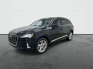 SUV Q7 quattro Premium Plus 55 TFSI 2024 Mythos Negro Metálico, Usado en Excelentes Condiciones y a un Precio Increíble, con Asientos de Cuero y Techo Corredizo - Product Image 5