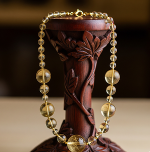 สร้อยคอหินซิทรินธรรมชาติสำหรับผู้หญิง ความยาว 18 นิ้ว ตัวล็อคเงินทิเบต ถักด้วยมือ ดีไซน์เรขาคณิต ของขวัญสุดอินเทรนด์ แฟชั่น - Product Image 2