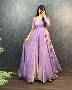 Vestido Anarkali Lila ligero de lujo Vestido exclusivo de Bollywood Georgette con Dupatta y bordado para boda y fiesta Moda - Product Image 3