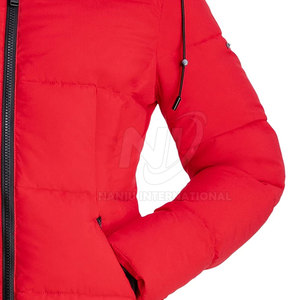 Services OEM Veste matelassée pour femme avec logo personnalisé de haute qualité Nouveau design Veste matelassée pour femme pour l'hiver - Product Image 5