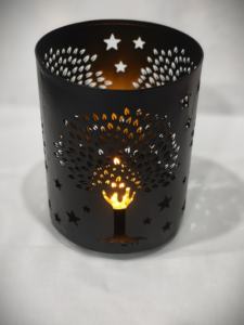 Portavelas de malla VersaGlow y soporte para cubiertos, pieza elegante de decoración para el hogar de doble uso con diseño funcional para uso diario - Product Image 2