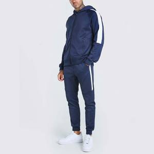Ensemble de survêtements en polyester épais personnalisés pour hommes grande taille costume de sports d'hiver pour hommes femmes blanc équipe survêtement Streetwear - Product Image 2
