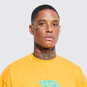 T-shirt oversize en coton 100% solide, vente en gros, streetwear décontracté, mode avec logo sur le devant, prix direct d'usine - Product Image 3