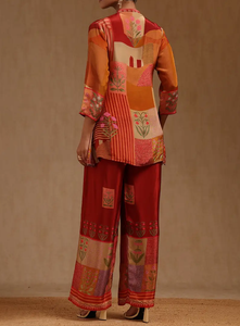 Robe de vêtements indienne et pakistanaise à imprimé patchwork rouge vif pour femme avec un design ethnique élégant - Product Image 3