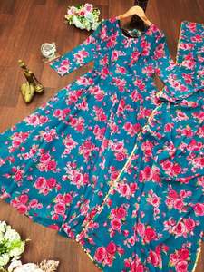 Nuevo vestido Maxi Georgette con duppta - Product Image 4