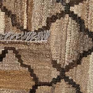 Reversible 2.5x4 Ft Hand Knotted Wool Kilim Rug Cross Stitch Technique Durable Tribal Geometric Floral Carpet - Product Image 2