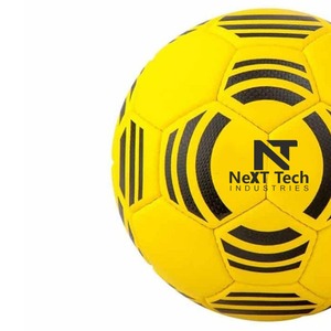 Tech Industries Ballon d'entraînement de football Matériau PU à des fins d'entraînement avec un design personnalisé et un logo personnalisé - Product Image 3
