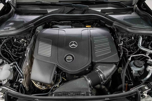 Mercedes-Benz GLC 300 4MATIC Automatique Gauche R20 Cuir Foncé SUV d'occasion Propre 2024 - Product Image 2