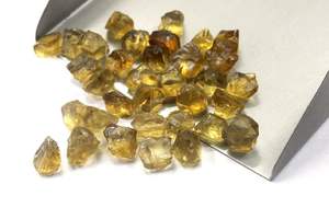 25 piezas de piedras preciosas de cuarzo de oso natural, 10-12 MM, whisky de cuarzo, piedras preciosas sueltas en bruto de calidad increíble para la fabricación de joyas - Product Image 3