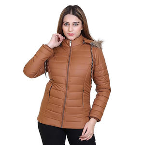 Las últimas chaquetas de invierno resistentes al agua para mujeres y niñas con mangas completas y cuello con capucha diseño acolchado texturizado - Product Image 1