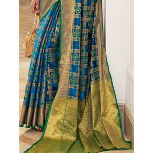 Sari de mariage en soie tissée Patola bleue, magnifique robe de mariée - Product Image 4