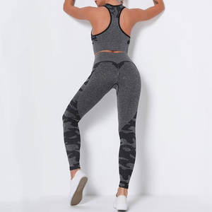 Venta al por mayor de leggings de yoga y conjuntos de sujetador de talla grande para mujer con logotipo personalizado superventas conjunto de Yoga de color sólido de cintura alta - Product Image 6