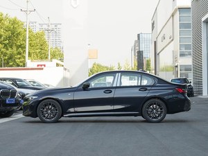 BMW-W 326i Serie 3 Usado en Venta Rápida con Paquete M Sport, Experiencia de Conducción Dinámica en Buenas Condiciones - Product Image 2