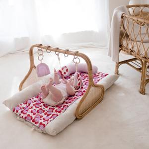 Tapis de jeu écologiques en rotin pour bébés, fabriqués au Vietnam, durables, pour aire de jeux enfant. - Product Image 5