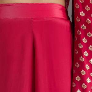 Traje de Kurta Palazzo con estampado rojo carmesí, venta al por mayor, Ropa Étnica para mujer, fábrica de ropa OEM, Proveedor de Ropa a granel, conjunto de moda personalizado - Product Image 6