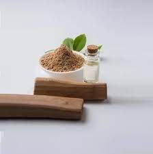 น้ำมันไม้จันทน์ Mysore hydrosol จากธรรมชาติบริสุทธิ์ได้รับการรับรอง100% สำหรับน้ำมันหอมระเหย - Product Image 4