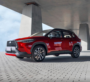 Nouvelle <span class=keywords><strong>Toyota</strong></span> Corolla Cross 2.0L <span class=keywords><strong>Hybride</strong></span> 2026, 0 km, Véhicule d'occasion, Pneus 215/60 R17, SUV 5 places, Expédition en gros pour le monde entier - Product Image 4