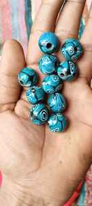 Perles de verre fabriquées à la main en Inde et cristal en plusieurs couleurs pour l'achat en vrac de bijoux à bricoler soi-même - Product Image 4