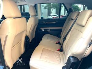 Ford Everest XLT Luxury SUV 2025 Usato con Trasmissione Automatica - Product Image 4
