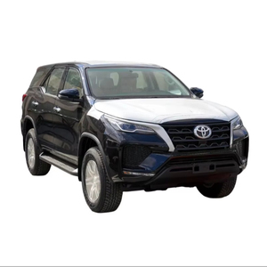 Nouveau SUV Toyota Fortuner 2026, 299 ch, 5 places, 1999 cm³, toit ouvrant, spécifications GCC, transmission automatique 6 cylindres, conduite à gauche - Product Image 1