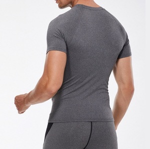 T-shirts pour hommes de haute qualité OEM T-shirts vierges à col rond de compression personnalisés et serrés pour la gymnastique Fabricants de vêtements pour hommes T-shirts à col rond - Product Image 2