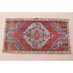 Vintage 1.7x3.1 ft Rug, Turkish Rug, <b>Red</b> Floral Rug <b>Wool</b> - Product Image 3