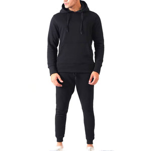 Conjunto de chándal deportivo equipado con material de secado rápido y marca personalizada, adecuado para actividades atléticas. - Product Image 1