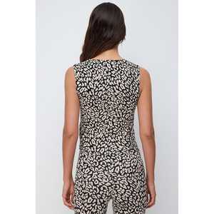 Camiseta sin mangas con detalle de cinta - Product Image 6