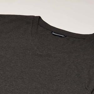 Camiseta con cuello en V para hombre, camisetas de punto con estampado de logotipo personalizado informal personalizado, camisetas con cuello en V estampadas para hombre al por mayor - Product Image 2