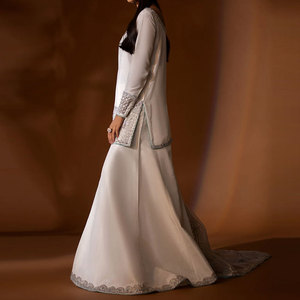 Nuevo Conjunto Sharara de Moda con Dupatta y Bordado Pesado con Lentejuelas, Traje Gharara para Fiesta a Precio de Mayoreo - Product Image 5