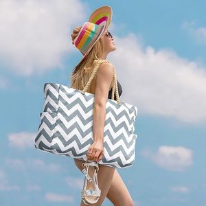 Sacs de plage imperméables de couleur unie fabriqués au Vietnam pour femmes, grand sac fourre-tout à fermeture éclair, résistant au sable, grande capacité pour la piscine - Product Image 3