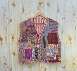 Manteau tricoté vintage bohème pour femme 100% coton fait à la main Hippie Patchwork matelassé Double boutonnage fermeture poches brodées - Product Image 1